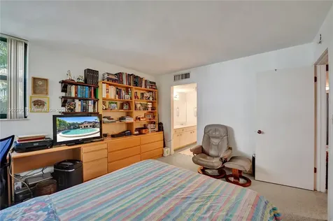 101 Ocean Lane Drive Key Biscayne FL 33149