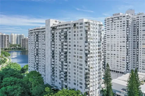 2780 NE 183rd Street Aventura FL 33160