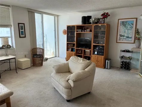 2780 NE 183rd Street Aventura FL 33160