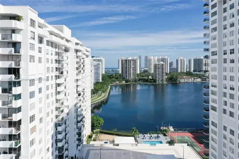2780 NE 183rd Street Aventura FL 33160