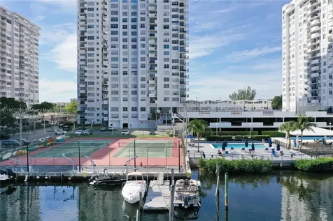 2780 NE 183rd Street Aventura FL 33160