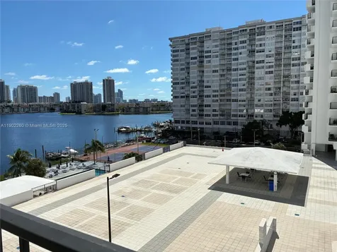 2780 NE 183rd Street Aventura FL 33160