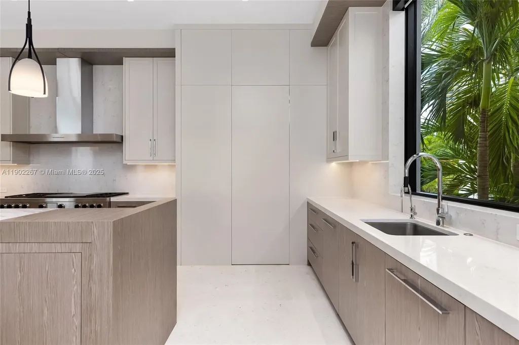 3052 N Atlantic Boulevard Fort Lauderdale FL 33308