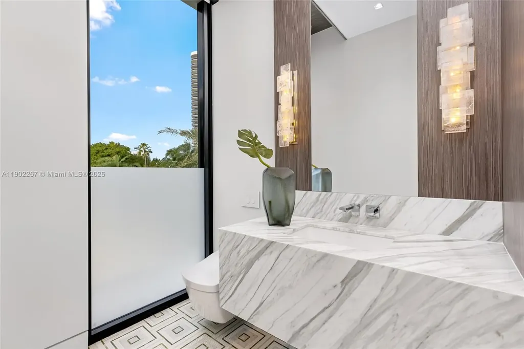 3052 N Atlantic Boulevard Fort Lauderdale FL 33308