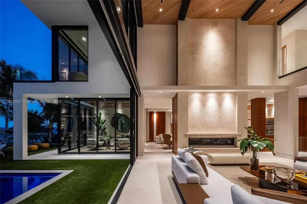 3052 N Atlantic Boulevard Fort Lauderdale FL 33308