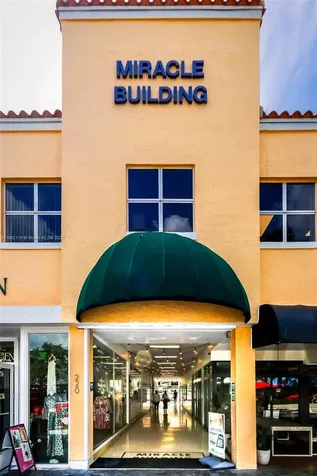 220 Miracle Mile Coral Gables FL 33134