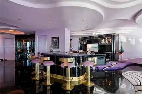 300 S Pointe Drive Miami Beach FL 33139