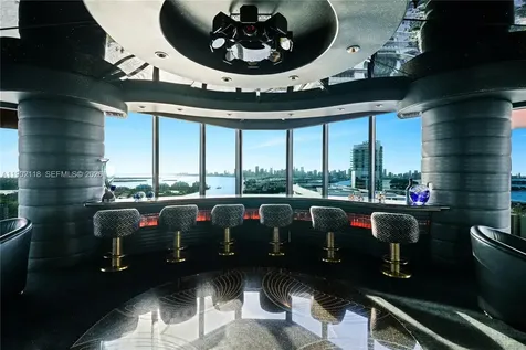 300 S Pointe Drive Miami Beach FL 33139