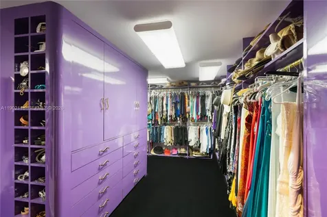 300 S Pointe Drive Miami Beach FL 33139