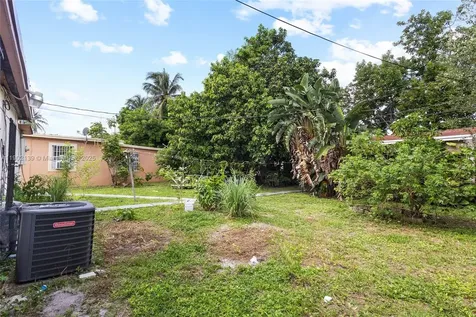 431 NW 116th Street Miami FL 33168