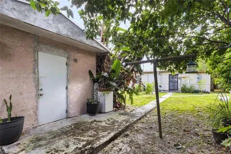 431 NW 116th Street Miami FL 33168