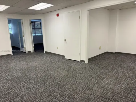 220 Miracle Mile Coral Gables FL 33134