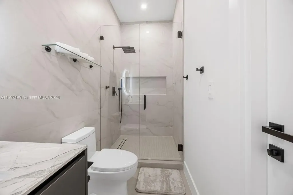 1220 NE 13th Avenue Fort Lauderdale FL 33304