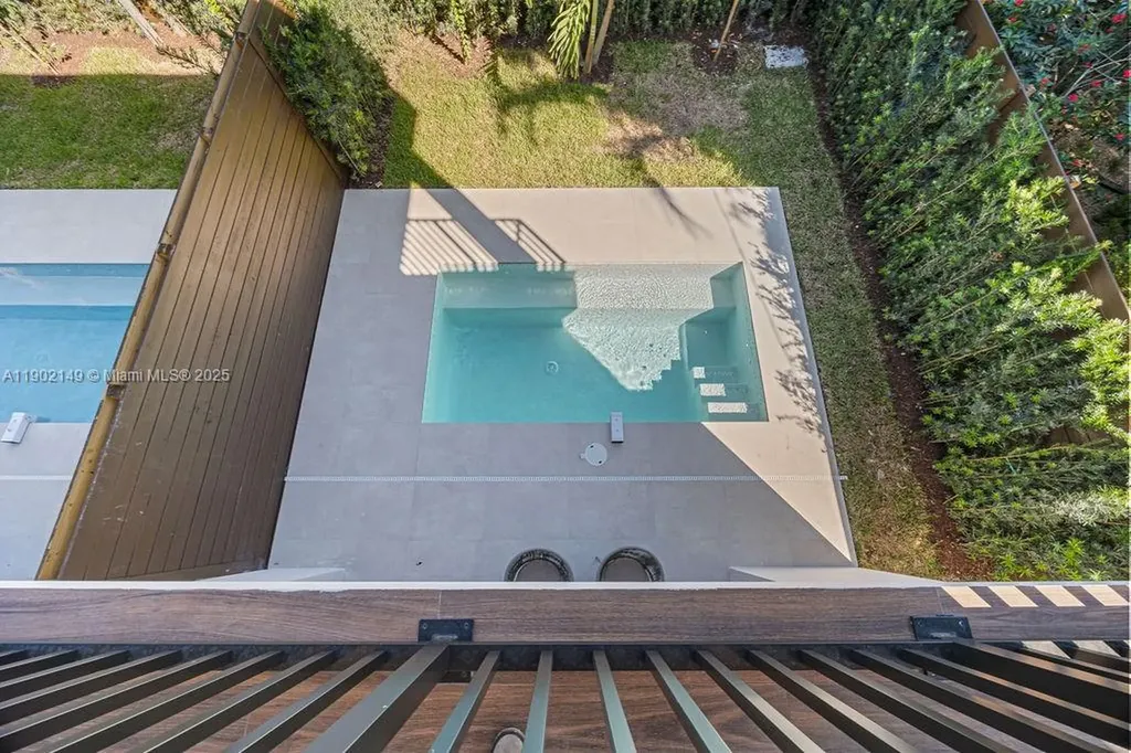 1220 NE 13th Avenue Fort Lauderdale FL 33304