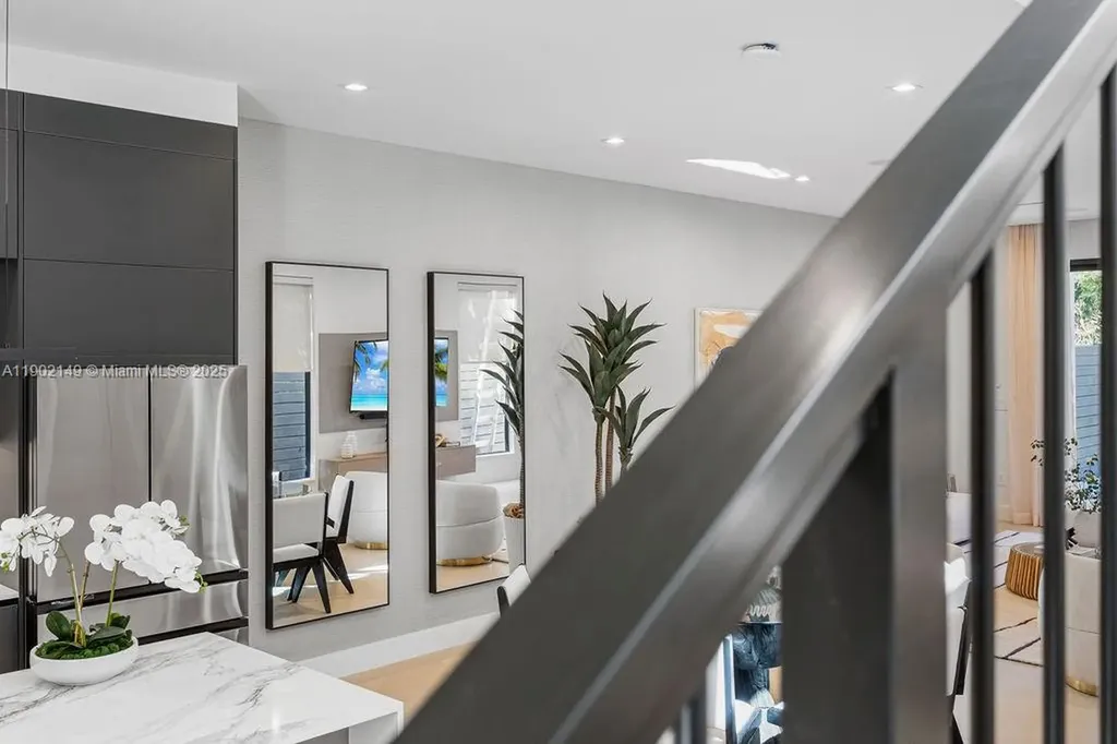 1220 NE 13th Avenue Fort Lauderdale FL 33304