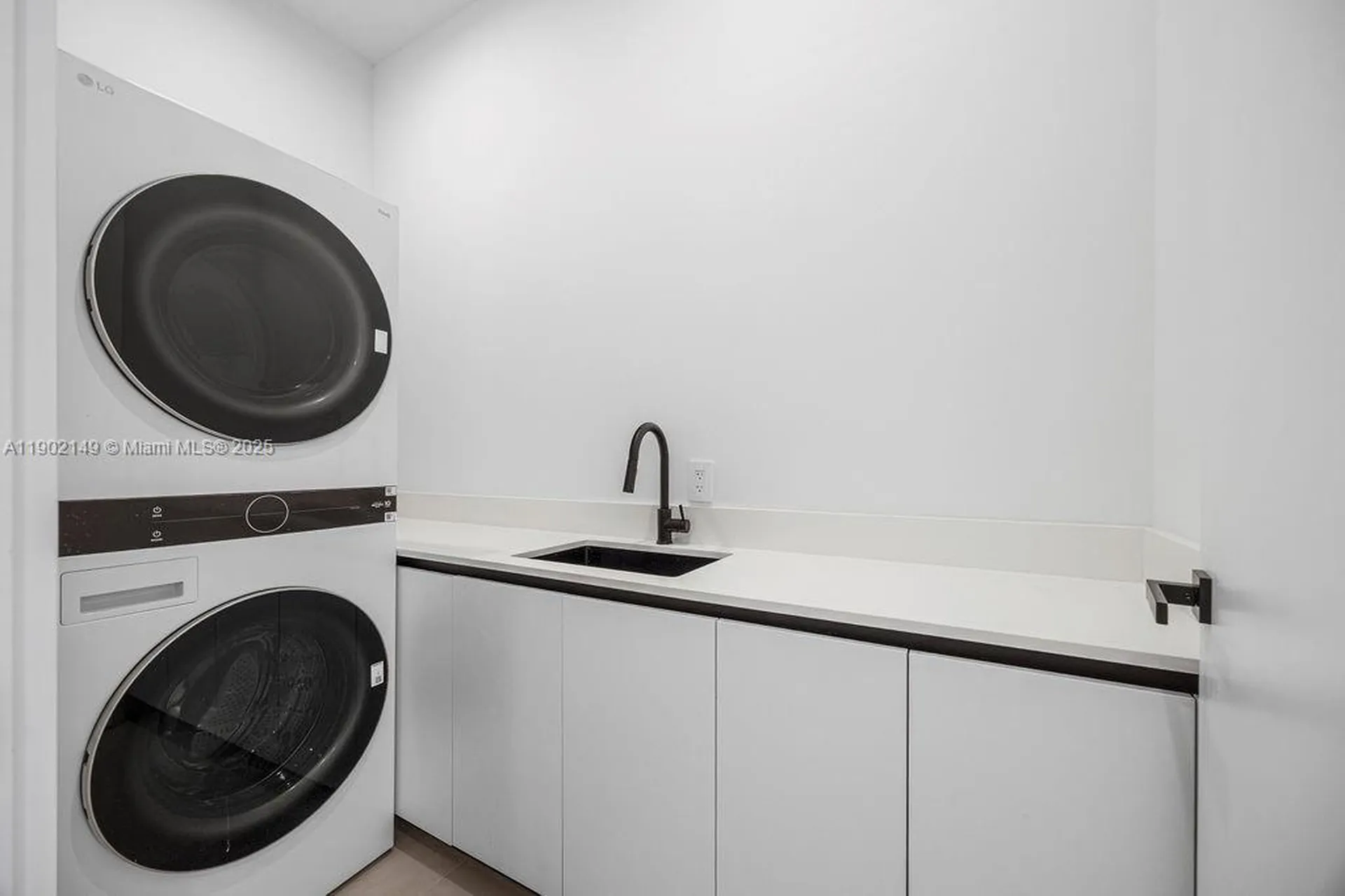 1220 NE 13th Avenue Fort Lauderdale FL 33304