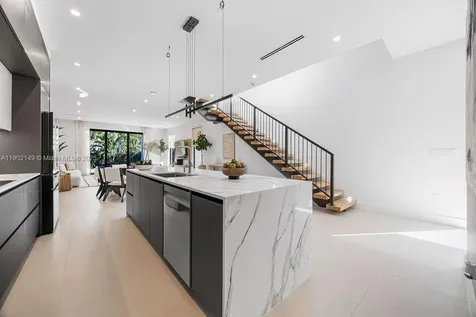 1220 NE 13th Avenue Fort Lauderdale FL 33304