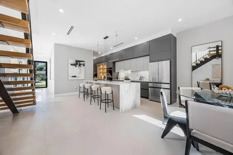 1220 NE 13th Avenue Fort Lauderdale FL 33304