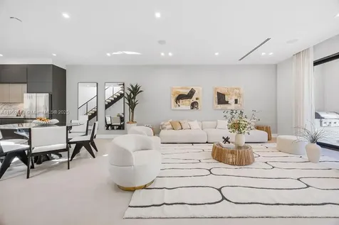 1220 NE 13th Avenue Fort Lauderdale FL 33304