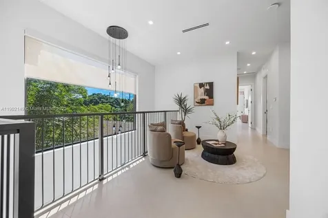 1220 NE 13th Avenue Fort Lauderdale FL 33304