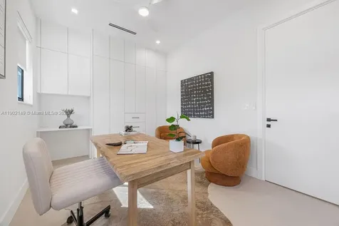 1220 NE 13th Avenue Fort Lauderdale FL 33304