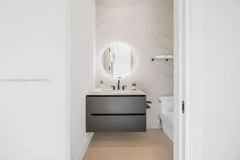 1220 NE 13th Avenue Fort Lauderdale FL 33304