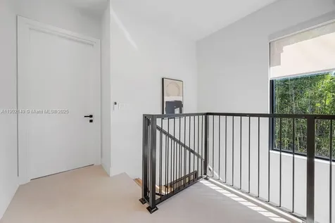 1220 NE 13th Avenue Fort Lauderdale FL 33304