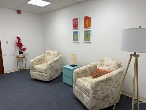220 Miracle Mile Coral Gables FL 33134