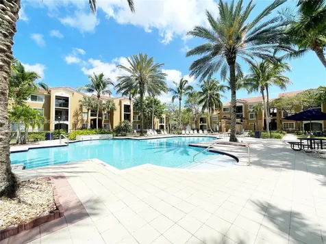 8010 N Nob Hill Road Tamarac FL 33321