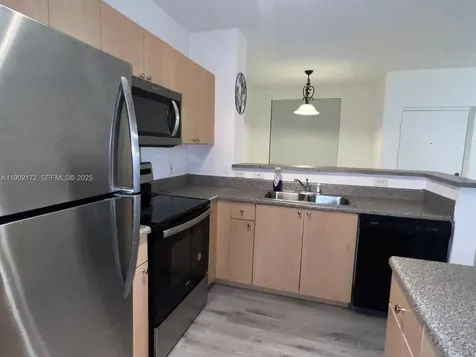 8010 N Nob Hill Road Tamarac FL 33321