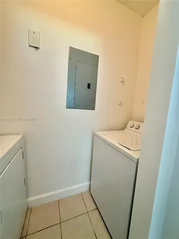 8010 N Nob Hill Road Tamarac FL 33321