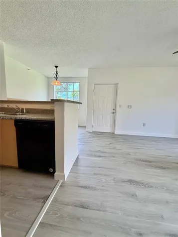 8010 N Nob Hill Road Tamarac FL 33321