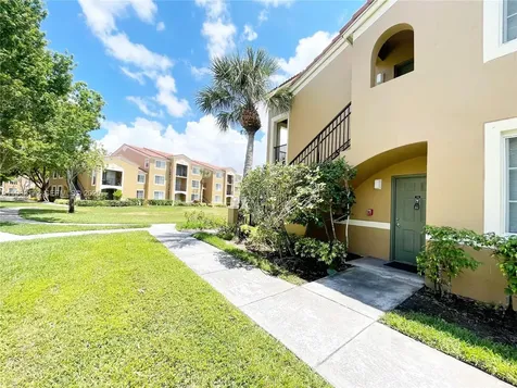 8010 N Nob Hill Road Tamarac FL 33321