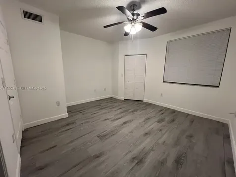 8010 N Nob Hill Road Tamarac FL 33321