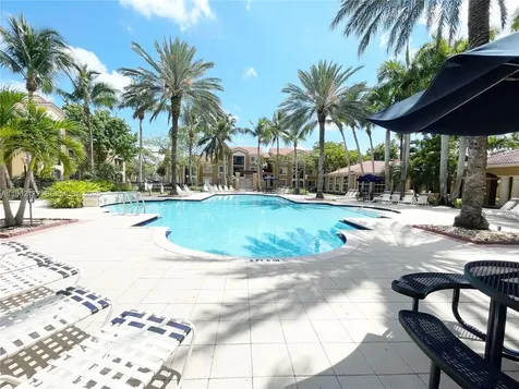 8010 N Nob Hill Road Tamarac FL 33321