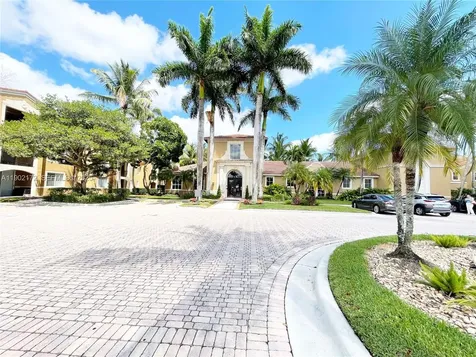 8010 N Nob Hill Road Tamarac FL 33321