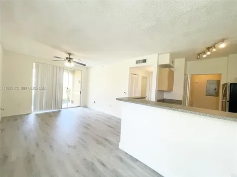 8010 N Nob Hill Road Tamarac FL 33321