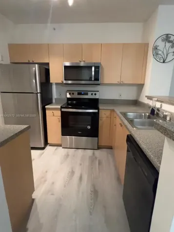 8010 N Nob Hill Road Tamarac FL 33321