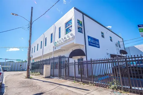 3401 NW 7th Street Miami FL 33125