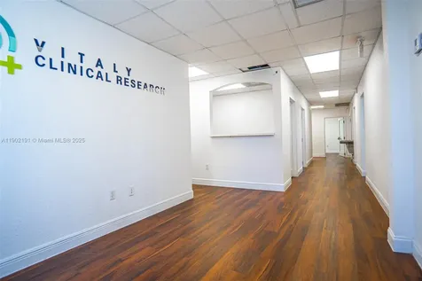 3401 NW 7th Street Miami FL 33125