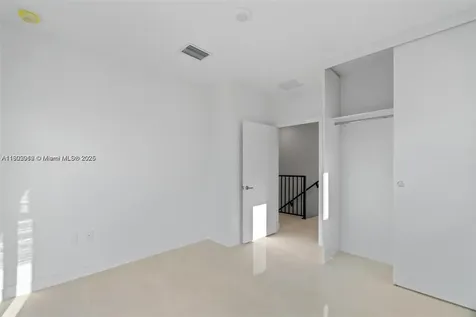 1119 NW 1st Street Florida City FL 33034