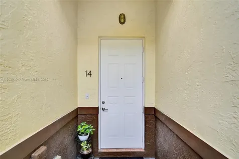 518 N Federal Highway Lake Worth FL 33460