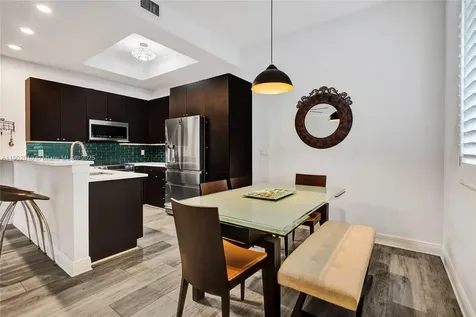 518 N Federal Highway Lake Worth FL 33460