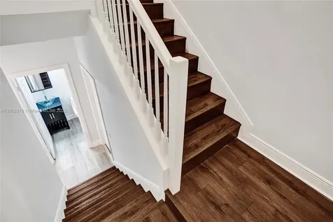 518 N Federal Highway Lake Worth FL 33460