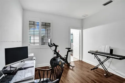 518 N Federal Highway Lake Worth FL 33460