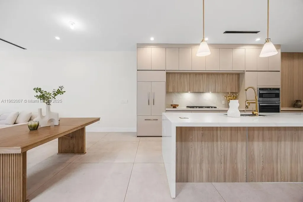 308 NE 14th Avenue Fort Lauderdale FL 33301