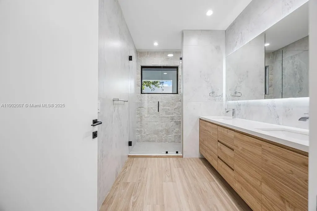 308 NE 14th Avenue Fort Lauderdale FL 33301