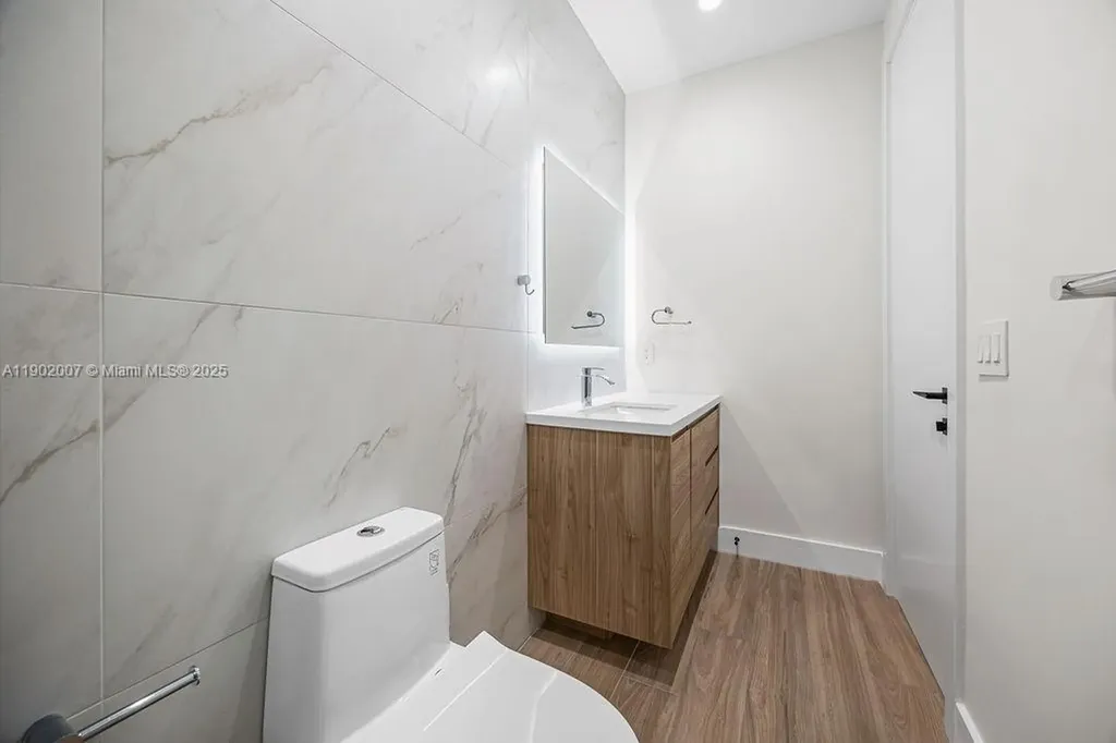 308 NE 14th Avenue Fort Lauderdale FL 33301