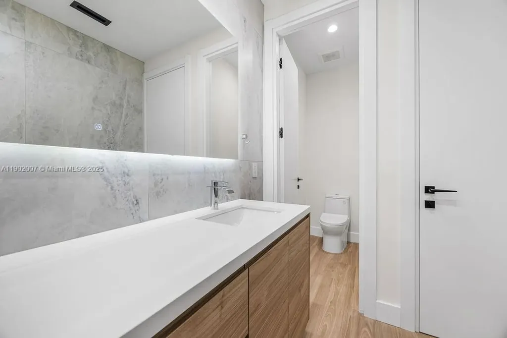 308 NE 14th Avenue Fort Lauderdale FL 33301