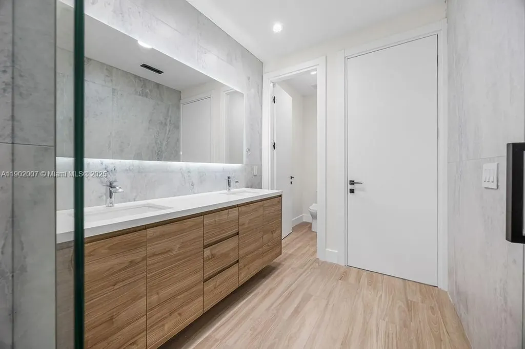 308 NE 14th Avenue Fort Lauderdale FL 33301